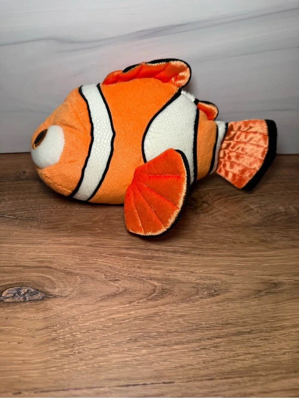 Disney Store Finding Nemo Plush Stuffed Animal Pixar Clownfish Toy